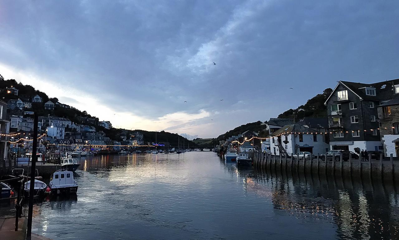 Jolly Sailor Inn *